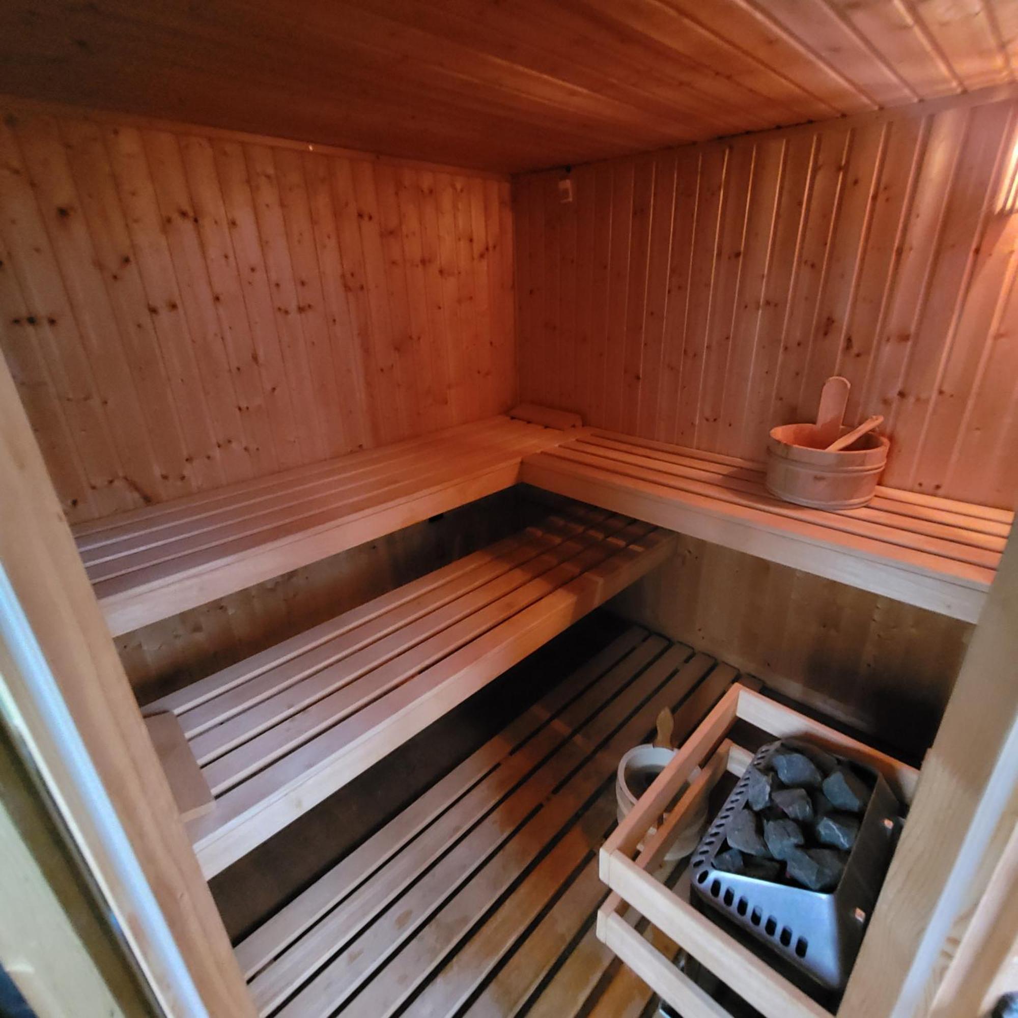 Oemoemenoe - 6 Pers - Sauna - Grote Tuin & Privacy Kortgene Exterior photo